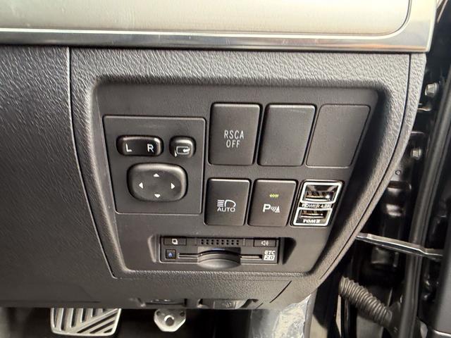 ランドクルーザー ＺＸ　Ｇ－フロンティア　メーカーオプションナビ　ＥＴＣ２．０　ＰＶＭ　ＢＳＭ　ムーンルーフ　　モデリスタエアロ　ガナドールマフラー　２２インチホイール　パワーバックドア　クールボックス　ＲＯＴＲＥＸタービンチャージャーＫＩＴ（56枚目）