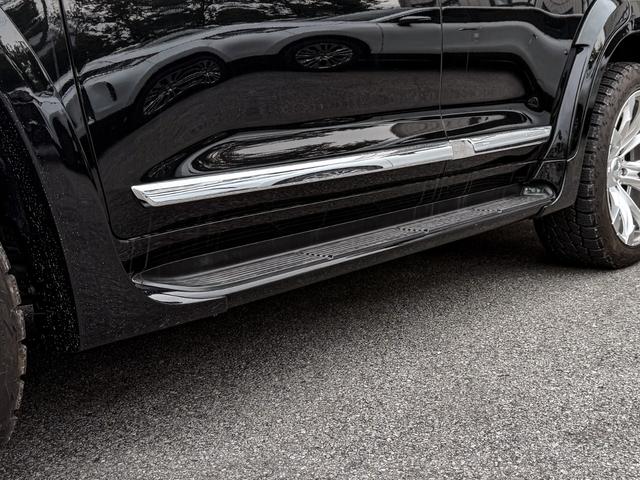 ランドクルーザー ＺＸ　Ｇ－フロンティア　メーカーオプションナビ　ＥＴＣ２．０　ＰＶＭ　ＢＳＭ　ムーンルーフ　　モデリスタエアロ　ガナドールマフラー　２２インチホイール　パワーバックドア　クールボックス　ＲＯＴＲＥＸタービンチャージャーＫＩＴ（59枚目）