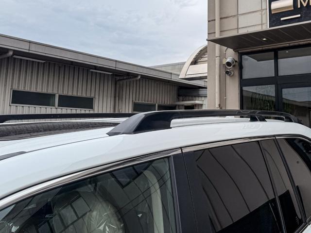 ランドクルーザー ＺＸ　登録済み未使用車　ＴコネクトＳＤナビ　ＪＢＬスピーカー　リヤエンターシステム　寒冷地仕様　ＰＶＭ　ＢＳＭ　ＥＴＣ２．０　リヤデフロック　ルーフレール　空気圧警報システム　クールボックス　ルーフレール（47枚目）