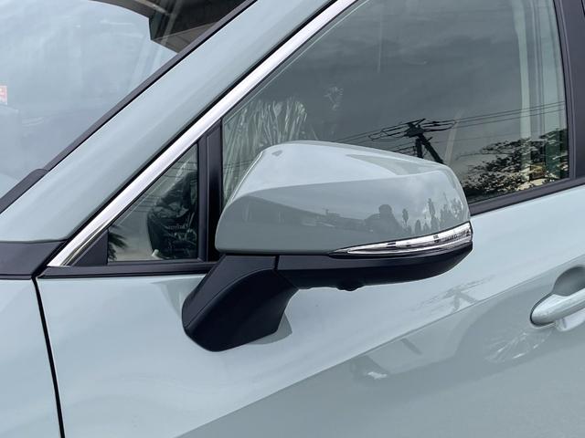 ＲＡＶ４ ハイブリッドアドベンチャー　パノラマルーフ　パノラミックビューモニター　ＢＳＭ　ＥＴＣ２．０　パワーバックドア　デジタルインナーミラー録画機能付き　ＡＣコンセント　Ｂｌｕｅｔｏｏｔｈ　寒冷地仕様　コネクティッドナビ　リヤフォグ（16枚目）