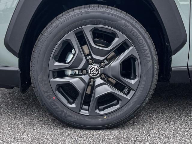 ＲＡＶ４ ハイブリッドアドベンチャー　パノラマルーフ　パノラミックビューモニター　ＢＳＭ　ＥＴＣ２．０　パワーバックドア　デジタルインナーミラー録画機能付き　ＡＣコンセント　Ｂｌｕｅｔｏｏｔｈ　寒冷地仕様　コネクティッドナビ　リヤフォグ（40枚目）
