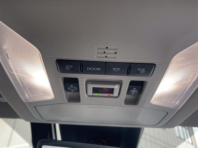 ＲＡＶ４ ハイブリッドアドベンチャー　パノラマルーフ　パノラミックビューモニター　ＢＳＭ　ＥＴＣ２．０　パワーバックドア　デジタルインナーミラー録画機能付き　ＡＣコンセント　Ｂｌｕｅｔｏｏｔｈ　寒冷地仕様　コネクティッドナビ　リヤフォグ（42枚目）