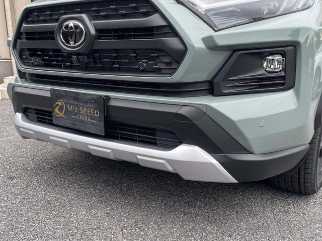 ＲＡＶ４ ハイブリッドアドベンチャー　パノラマルーフ　パノラミックビューモニター　ＢＳＭ　ＥＴＣ２．０　パワーバックドア　デジタルインナーミラー録画機能付き　ＡＣコンセント　Ｂｌｕｅｔｏｏｔｈ　寒冷地仕様　コネクティッドナビ　リヤフォグ（55枚目）