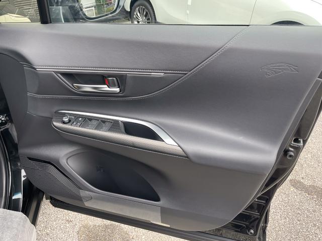 ハリアーハイブリッド Ｇ　コネクティッドナビ　パノラミックビューモニター　ＢＳＭ　アクセサリーコンセント　ＥＴＣ２．０　アルミホイールＢｌｕｅｔｏｏｔｈ　シートヒーター　ハーフレザーシート　衝突安全装備　改良型（17枚目）