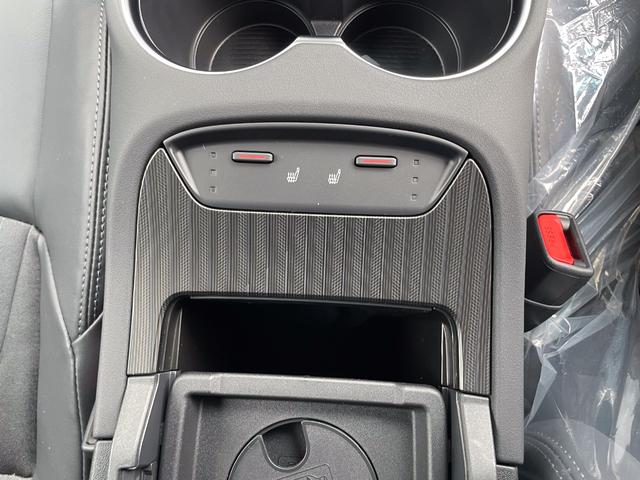 ハリアーハイブリッド Ｇ　コネクティッドナビ　パノラミックビューモニター　ＢＳＭ　アクセサリーコンセント　ＥＴＣ２．０　アルミホイールＢｌｕｅｔｏｏｔｈ　シートヒーター　ハーフレザーシート　衝突安全装備　改良型（25枚目）