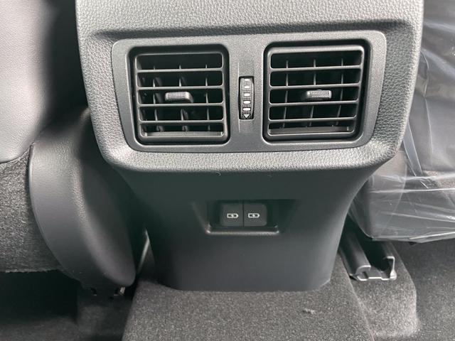 ハリアーハイブリッド Ｇ　コネクティッドナビ　パノラミックビューモニター　ＢＳＭ　アクセサリーコンセント　ＥＴＣ２．０　アルミホイールＢｌｕｅｔｏｏｔｈ　シートヒーター　ハーフレザーシート　衝突安全装備　改良型（44枚目）