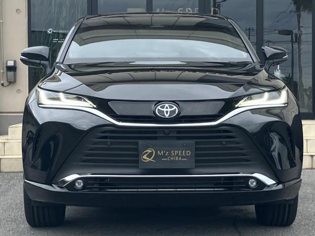 ハリアーハイブリッド Ｚ　レザーパッケージ・ナイトシェード　４ＷＤ　特別仕様車　ブラックレザーシート　調光式パノラマルーフ　ＰＶＭ　ＢＳＭ　アクセサリーコンセント　ＬＥＤヘッドランプ　ブラックホイール　Ｂｌｕｅｔｏｏｔｈ　デジタルインナーミラー（2枚目）