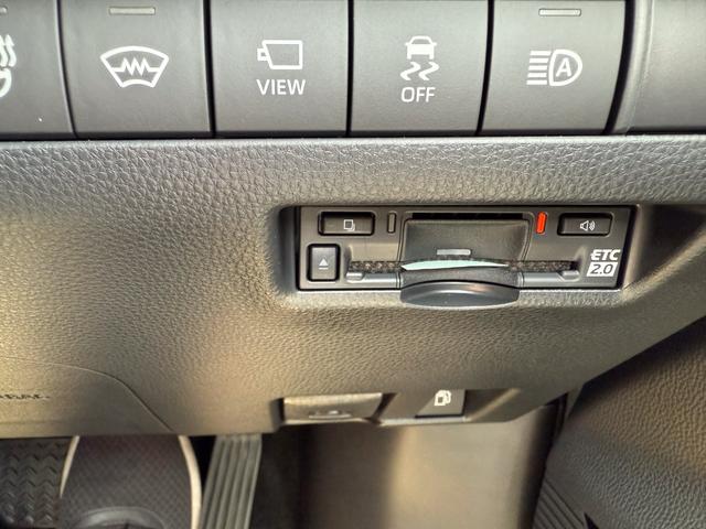 ハリアーハイブリッド Ｚ　レザーパッケージ・ナイトシェード　４ＷＤ　特別仕様車　ブラックレザーシート　調光式パノラマルーフ　ＰＶＭ　ＢＳＭ　アクセサリーコンセント　ＬＥＤヘッドランプ　ブラックホイール　Ｂｌｕｅｔｏｏｔｈ　デジタルインナーミラー（58枚目）