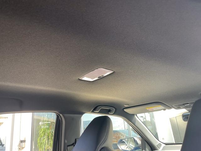 ヤリスクロス ハイブリッド　ＧＲスポーツ　トヨタチームメイト　パノラミックビューモニター　ステアリングヒーター　ＥＴＣ２．０　アクセサリーコンセント　Ｂｌｕｅｔｏｏｔｈ　コネクティッドナビ　ハンズフリーパワーバックドア　ＢＳＭ　シートヒーター（45枚目）