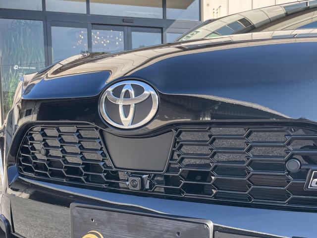 ヤリスクロス ハイブリッド　ＧＲスポーツ　トヨタチームメイト　パノラミックビューモニター　ステアリングヒーター　ＥＴＣ２．０　アクセサリーコンセント　Ｂｌｕｅｔｏｏｔｈ　コネクティッドナビ　ハンズフリーパワーバックドア　ＢＳＭ　シートヒーター（58枚目）