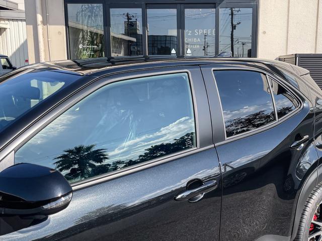 ヤリスクロス ハイブリッド　ＧＲスポーツ　トヨタチームメイト　パノラミックビューモニター　ステアリングヒーター　ＥＴＣ２．０　アクセサリーコンセント　Ｂｌｕｅｔｏｏｔｈ　コネクティッドナビ　ハンズフリーパワーバックドア　ＢＳＭ　シートヒーター（61枚目）