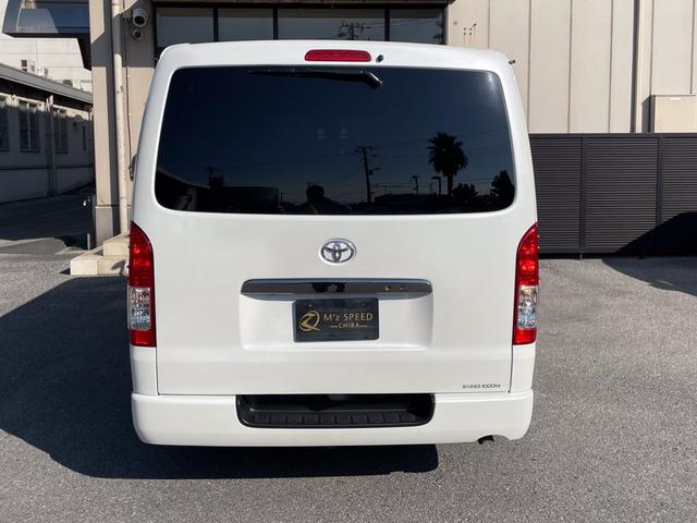ハイエースバン スーパーＧＬ　ダークプライムＩＩ　両側電動スライドドア　アルパイン１１インチナビ　バックカメラ　ＥＴＣ　Ｂｌｕｅｔｏｏｔｈ　フルセグＴＶ　スマートキー　シートカバー　ローダウン　１７インチアルミホイール　ディーゼルエンジン（35枚目）