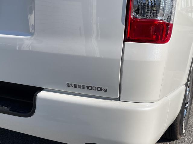 ハイエースバン スーパーＧＬ　ダークプライムＩＩ　両側電動スライドドア　アルパイン１１インチナビ　バックカメラ　ＥＴＣ　Ｂｌｕｅｔｏｏｔｈ　フルセグＴＶ　スマートキー　シートカバー　ローダウン　１７インチアルミホイール　ディーゼルエンジン（38枚目）