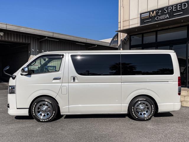 ハイエースバン スーパーＧＬ　ダークプライムＩＩ　両側電動スライドドア　アルパイン１１インチナビ　バックカメラ　ＥＴＣ　Ｂｌｕｅｔｏｏｔｈ　フルセグＴＶ　スマートキー　シートカバー　ローダウン　１７インチアルミホイール　ディーゼルエンジン（59枚目）