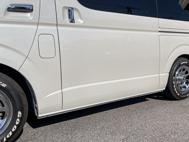 ハイエースバン スーパーＧＬ　ダークプライムＩＩ　両側電動スライドドア　アルパイン１１インチナビ　バックカメラ　ＥＴＣ　Ｂｌｕｅｔｏｏｔｈ　フルセグＴＶ　スマートキー　シートカバー　ローダウン　１７インチアルミホイール　ディーゼルエンジン（63枚目）