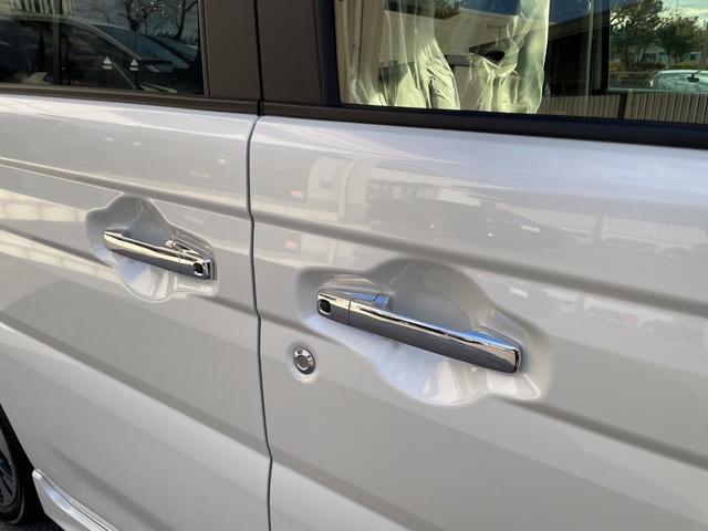 スペーシアカスタム ハイブリッドＸＳターボ　届出済未使用車　全方位カメラ付メモリーナビ　スズキコネクト搭載　両側電動スライドドア　シートヒーター　ステアリングヒーター　ヘッドアップディスプレイ　ＬＥＤヘッドライト（30枚目）