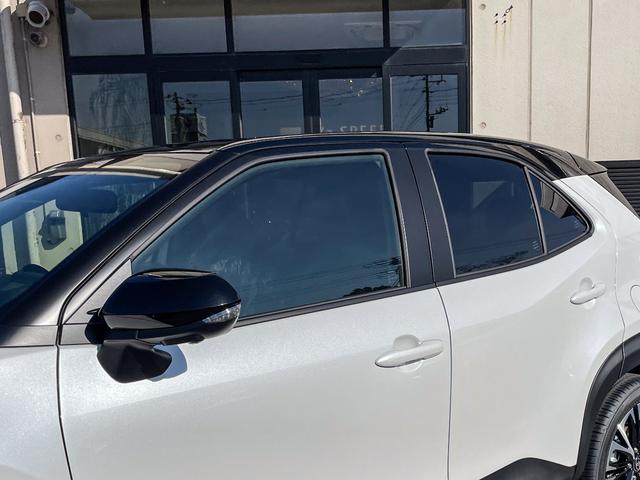 ヤリスクロス ハイブリッドＺ　コネクティッドナビ　ＥＴＣ２．０　パノラミックビューモニター　ＢＳＭ　アタブティブハイビームシステム　Ｂｌｕｅｔｏｏｔｈ　トヨタチームメイト　アクセサリーコンセント　ハンズフリーパワーバックドア（10枚目）