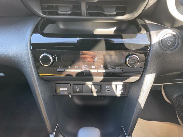 ヤリスクロス コネクティッドナビ ETC2.0 パノラミックビューモニター BSM アタブティブハイビームシステム Bluetooth トヨタチームメイト アクセサリーコンセント ハンズフリーパワーバックドア(16枚目)