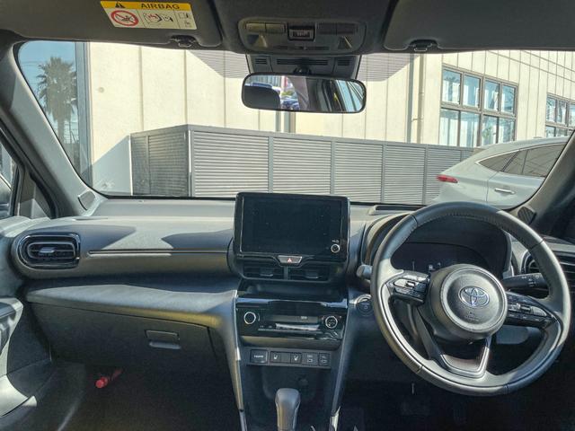 ヤリスクロス コネクティッドナビ ETC2.0 パノラミックビューモニター BSM アタブティブハイビームシステム Bluetooth トヨタチームメイト アクセサリーコンセント ハンズフリーパワーバックドア(17枚目)