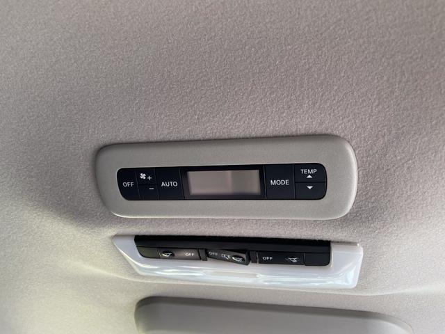 セレナ ハイウェイスターＶ　ワンオーナー　両側電動スライドドア　１０インチナビ　ＥＴＣ　ＰＶＭ　後席ディスプレイ　プロパイロット　ＢＳＭ　ドライブレコーダー　シートヒーター　ハンドルヒーター　デジタルインナーミラー（11枚目）