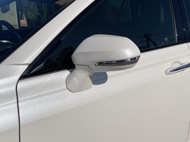 クラウンハイブリッド ＲＳアドバンス　ＲＡＹＳ２０インチアルミホイール　ローダウン　パノラミックビューモニター　ヘッドアップディスプレイ　ＢＳＭ　ＥＴＣ２．０　　ドライブレコーダー　フルセグＴＶ　トヨタチームメイト　シートヒーター（35枚目）