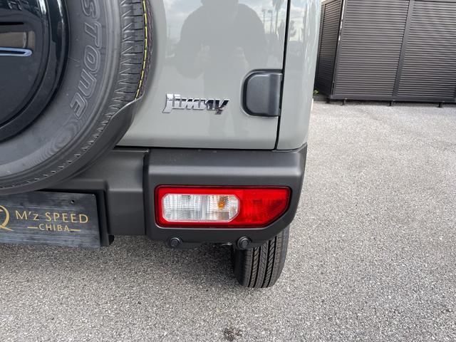 ジムニー ＸＣ　届出済未使用車　５型　ＭＴ　衝突軽減装置　シートヒーター　ＬＥＤへッドライト　追従式クルーズコントロール　オートマチックハイビーム　車線逸脱警報革巻きハンドル　ステアリングスイッチ　オートエアコン（15枚目）