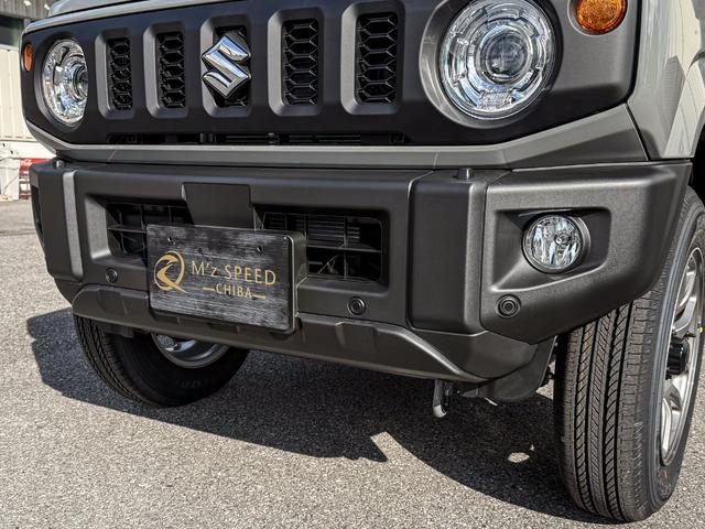 ジムニー ＸＣ　届出済未使用車　５型　ＭＴ　衝突軽減装置　シートヒーター　ＬＥＤへッドライト　追従式クルーズコントロール　オートマチックハイビーム　車線逸脱警報革巻きハンドル　ステアリングスイッチ　オートエアコン（52枚目）