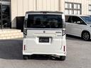 ハイブリッドＸＳターボ　届出済未使用車　全方位カメラ付メモリーナビ　スズキコネクト搭載　両側電動スライドドア　シートヒーター　ステアリングヒーター　ヘッドアップディスプレイ　ＬＥＤヘッドライト（70枚目）