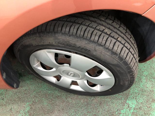 ヴィッツ Ｕ　車検整備付／走行距離２１８０１キロ／ＣＤオーディオ　１年保証距離無制限　走行距離２１８０１キロ　車検整備付　ＣＤオーディオ　カーペットマット　オートエアコン　電動格納式ドアミラー　取扱説明書　メンテナンスノート（30枚目）