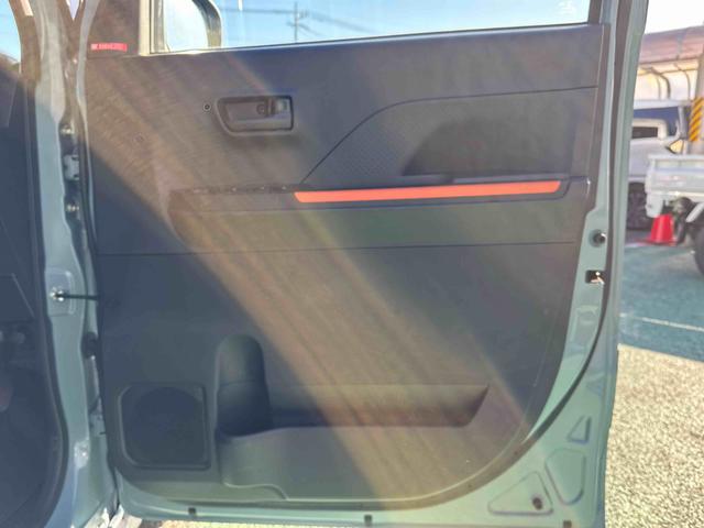 タント ファンクロスターボ ディスプレイオーディオ・自動駐車 パノラマモニタ 電格ミラー LEDランプ シートヒータ Pソナー 衝突軽減ブレーキ USB スマートキ 禁煙 i-stop 車線逸脱警報 1オーナー 盗難警報装置 オートライト アルミ TV ターボ(11枚目)