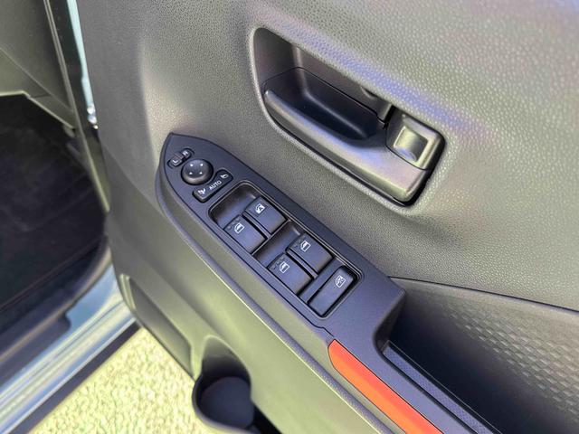 タント ファンクロスターボ ディスプレイオーディオ・自動駐車 パノラマモニタ 電格ミラー LEDランプ シートヒータ Pソナー 衝突軽減ブレーキ USB スマートキ 禁煙 i-stop 車線逸脱警報 1オーナー 盗難警報装置 オートライト アルミ TV ターボ(12枚目)