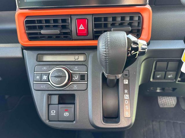 タント ファンクロスターボ ディスプレイオーディオ・自動駐車 パノラマモニタ 電格ミラー LEDランプ シートヒータ Pソナー 衝突軽減ブレーキ USB スマートキ 禁煙 i-stop 車線逸脱警報 1オーナー 盗難警報装置 オートライト アルミ TV ターボ(20枚目)