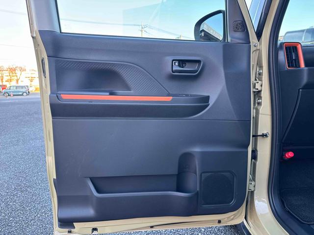 タント ファンクロスターボ ナビTV アルミ キーフリー スマートキ 禁煙 1オーナー ナビTV アルミ キーフリー ターボ ABS エアバッグ 記録簿(37枚目)