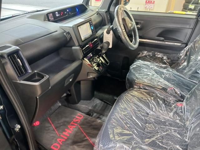 タント カスタムＲＳ走行距離６０３ｋｍ　当店試乗車上がりの１台です♪　１年保証距離無制限　走行距離６０３ｋｍ　純正フルセグナビ　ＥＴＣ　バックカメラ　ブルートゥース　純正マット　オートライト　シートヒーター　　オート格納式ドアミラー　キーフリー（21枚目）