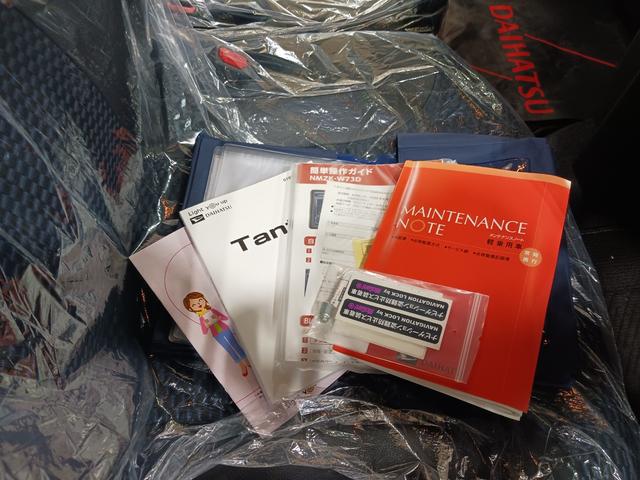 タント カスタムＲＳ走行距離６０３ｋｍ　当店試乗車上がりの１台です♪　１年保証距離無制限　走行距離６０３ｋｍ　純正フルセグナビ　ＥＴＣ　バックカメラ　ブルートゥース　純正マット　オートライト　シートヒーター　　オート格納式ドアミラー　キーフリー（26枚目）