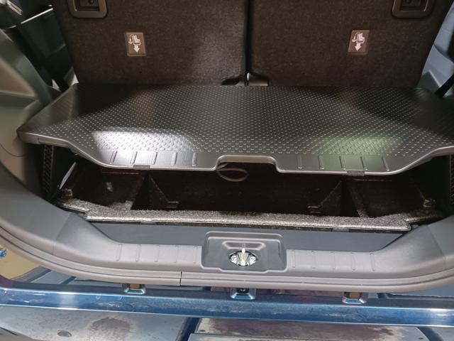 タント カスタムＲＳ走行距離６０３ｋｍ　当店試乗車上がりの１台です♪　１年保証距離無制限　走行距離６０３ｋｍ　純正フルセグナビ　ＥＴＣ　バックカメラ　ブルートゥース　純正マット　オートライト　シートヒーター　　オート格納式ドアミラー　キーフリー（29枚目）