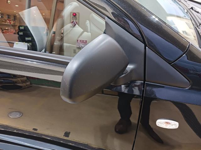 ミライース Ｌ　ＳＡＩＩＩ　走行４７１０キロ／オートライト／純正マット　１年保証距離無制限　走行距離４７１０キロ　助手席エアバッグ　オートライト　アイドリングストップ　スマートアシスト３　キーレスエントリー（21枚目）