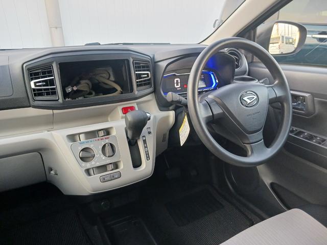 ミライース Ｘ　リミテッドＳＡＩＩＩ　衝突回避支援機能　コーナーセンサー　走行距離１１８６３キロ　１年保証・走行距離無制限　新車保証継承　ＬＥＤヘッドライト　バックカメラ　純正カーペットマット　スマートアシスト３　キーレスエントリー　電動格納ドアミラー（7枚目）