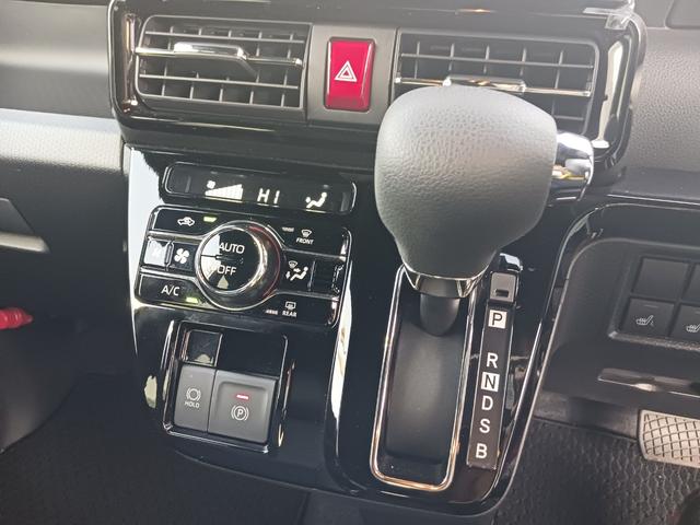 タント カスタムＸ　９インチディスプレイオーディオ　バックカメラ　走行距離８０６７キロ　１年保証・走行距離無制限　新車保証継承対応　フルセグＴＶ　Ｂｌｕｅｔｏｏｔｈ　バックカメラ　両側電動スライドドア　電動パーキングブレーキ　スマートキー　ＬＥＤヘッドライト（16枚目）