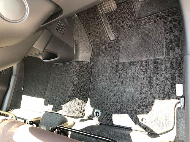 スタイル SAIII バックカメラ 純正カーペットマット(8枚目)