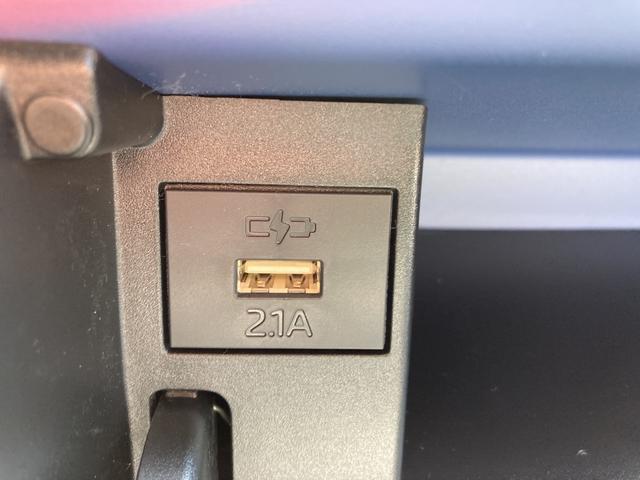 カスタムRSスタイルセレクション CDデッキ ターボエンジン ビルトインETC装備 キーフリーシステム プッシュスタート 両側電動スライドドア スマートアシスト アイドリングストップ コーナーセンサー 前席シートヒーター 電動格納ドアミラー オートエアコン(29枚目)