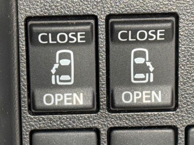 両ドア電動スライドドアスイッチ・プッシュスタート