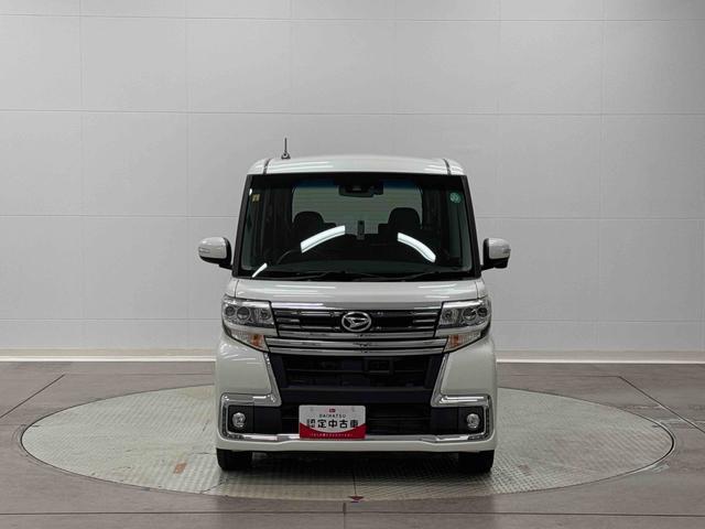 安全・安心な走行のために、納車前にダイハツのクルマを知り尽くしたエキスパートが基本性能に関わる機能や状態を徹底的に点検。消耗部品の交換など法定１２ヶ月点検相当の点検・整備を実施しております。