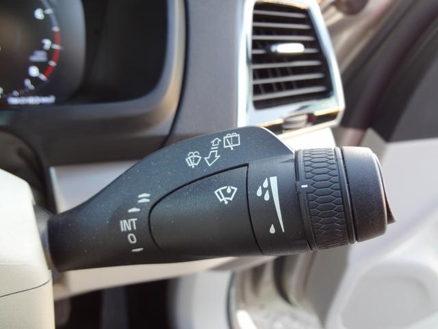 T5 AWD モーメンタム 純正ナビ TV 純正19インチAW 360度カメラ バックカメラ シロ革シート ETC スマートキー 4WD ワンオーナー スペアキー有り シートヒーター パワーバックドア(39枚目)