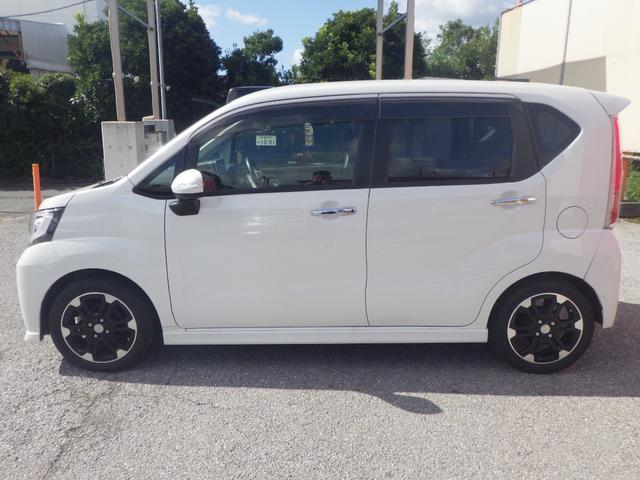 ムーヴ カスタム　ＲＳ　ハイパーＳＡＩＩ　１年保証付　ワンオーナー　ターボ　純正８インチナビ　Ｂｌｕｅｔｏｏｔｈ音楽　フルセグＴＶ　バックカメラ　ハーフレザーシート　ＥＴＣ　ＬＥＤヘッドライト（10枚目）