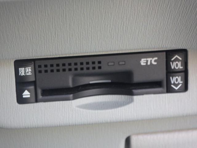 プリウス S 1年保証付 車検令和9年2月迄 走行30千Km ETC ナビ ワンセグ(17枚目)