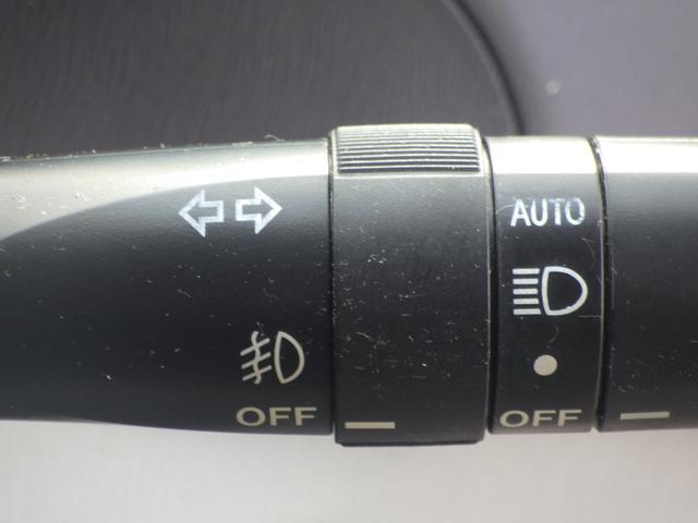 プリウス S 1年保証付 車検令和9年2月迄 走行30千Km ETC ナビ ワンセグ(22枚目)