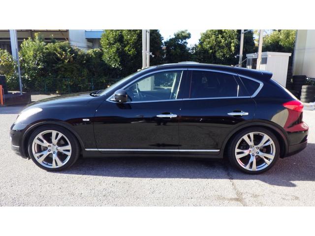 スカイラインクロスオーバー ３７０ＧＴ　１年保証付　純正Ｂｏｓｅサウンド　車高調　２０ｉｎｃｈＡＷ　フルセグ　ＢＴ音楽　ハーフレザー　バックカメラ（11枚目）