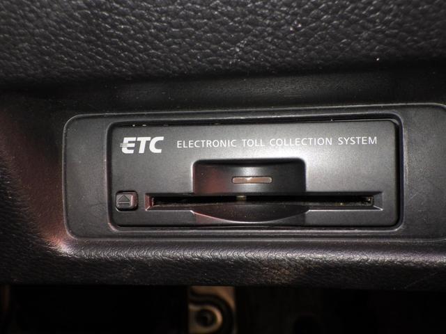 スカイラインクロスオーバー ３７０ＧＴ　１年保証付　純正Ｂｏｓｅサウンド　車高調　２０ｉｎｃｈＡＷ　フルセグ　ＢＴ音楽　ハーフレザー　バックカメラ（19枚目）