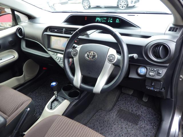 アクア Ｇ　１年保証付　車検令和９年４月迄　純正ナビ　フルセグ　Ｂｌｕｅｔｏｏｔｈ音楽　ＥＴＣ　バックカメラ　スマートキー　プッシュスタート　ＤＶＤ　パワーウィンドウ　オートエアコン（28枚目）